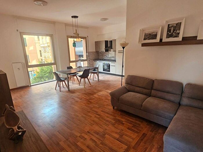 Appartamento trilocale in affitto in Via Giacomo Pedemonte, Sampierdarena, Genova