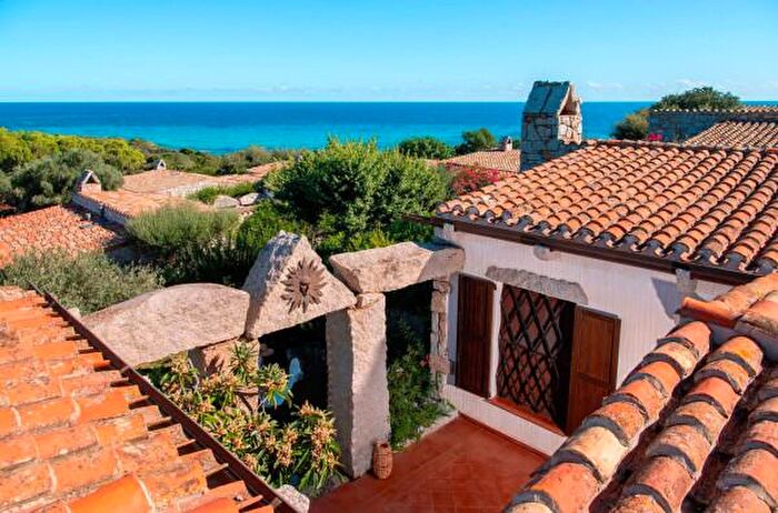 Casa quadrilocale in vendita in Località SantElmo, Castiadas