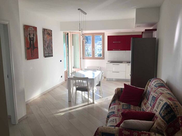 Appartamento trilocale in affitto in Via Ferdinando Paolieri, Centro, Impruneta