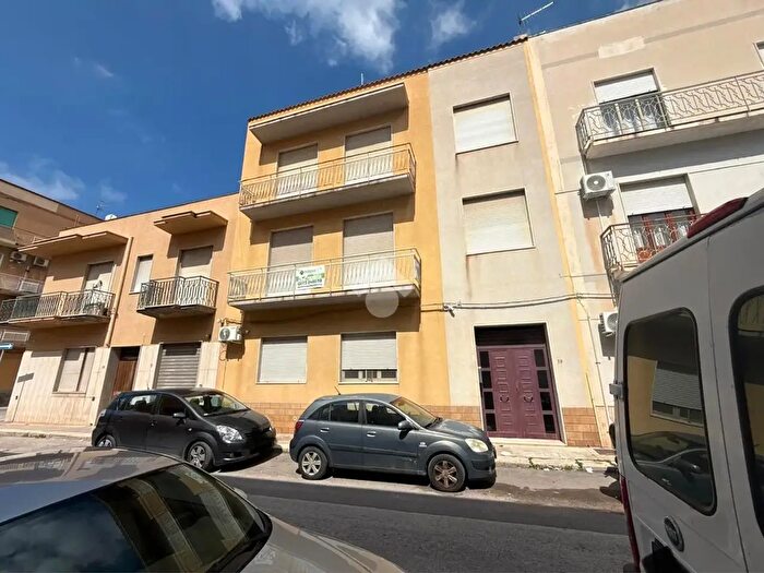 Appartamento quadrilocale in vendita in Via Santa Costanza, Trapani