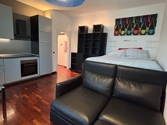 Appartamento monolocale in affitto in Via Elba, Washington, Milano