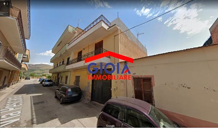 Appartamento in vendita in Via Pescara Mondragone Campania, Mondragone