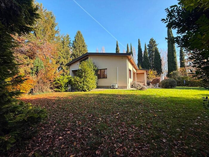 Casa con 5 locali in affitto in Via Lazzago, Breccia Lazzago, Como