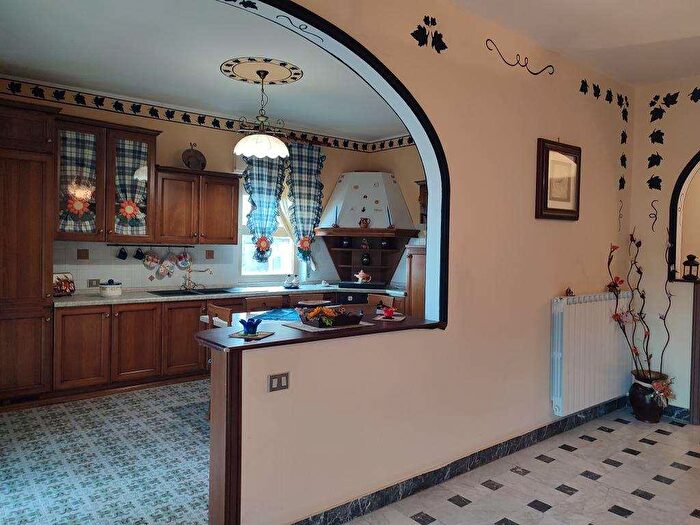 Appartamento quadrilocale in vendita in Via San Filippo Neri, San Cataldo