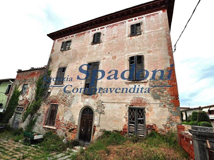 Casa con 6 locali in vendita in Via Capannone, Anchione, Ponte Buggianese
