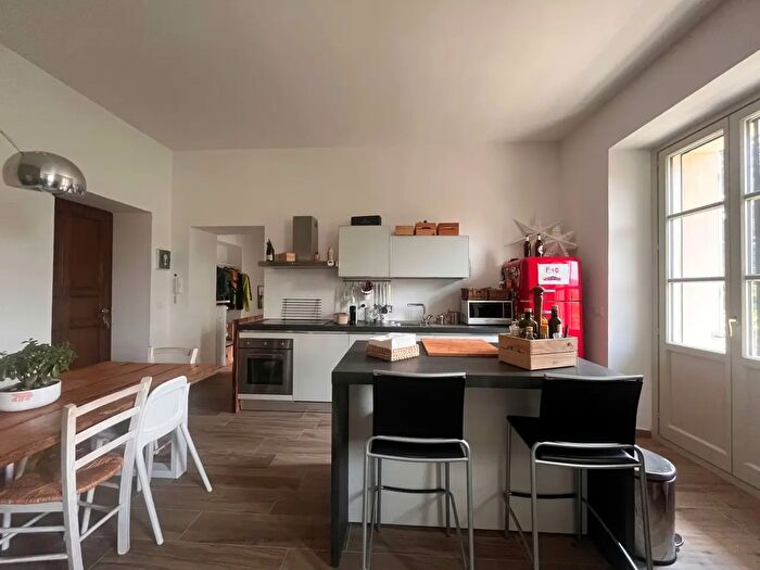 Appartamento trilocale in affitto in Piazza Frajria, Pinerolo