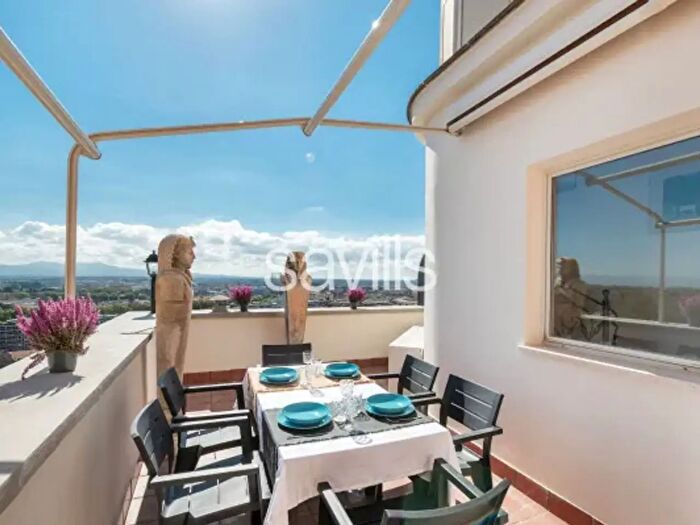 Appartamento trilocale in affitto in Via Ugo Bassi, Roma