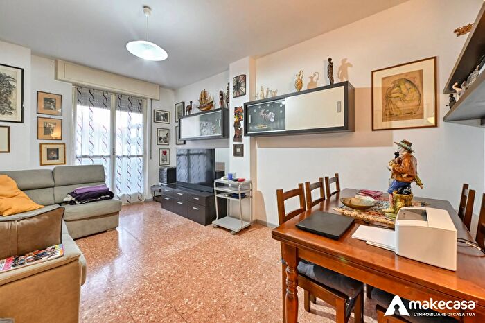 Appartamento trilocale in vendita in Via Gramsci, San Giuliano Milanese