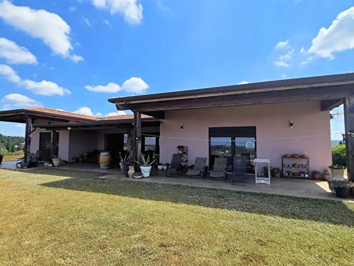 Casa con 9 locali in vendita in Zona Colle di Lupo, Magliano In Toscana