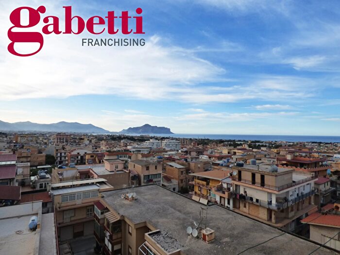 Appartamento quadrilocale in vendita in Largo Hilton, Villabate