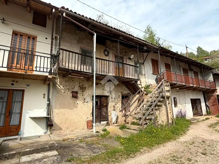 Casa con 5 locali in vendita in Strada Fiola, Cumiana