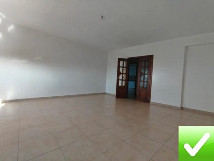 Appartamento con 5 locali in vendita in Reggio Calabria