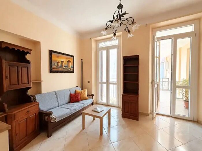Appartamento con 5 locali in vendita in Via Giovanni Plana, Alessandria