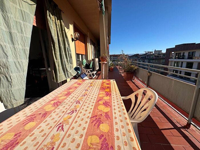 Casa con 5 locali in vendita in Centro, Scandicci
