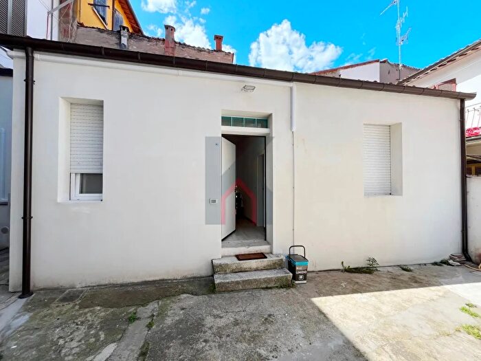 Appartamento trilocale in vendita in Corso Giuseppe Garibaldi, Forli