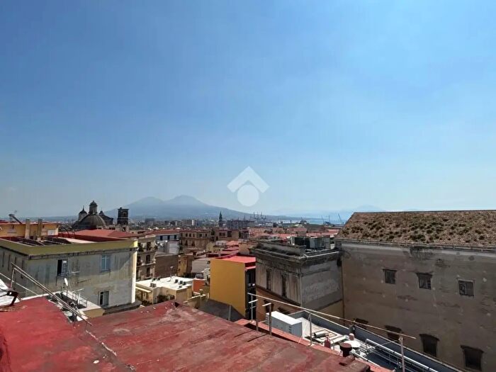 Appartamento bilocale in vendita in Vico Nuovo ai Librai, Napoli