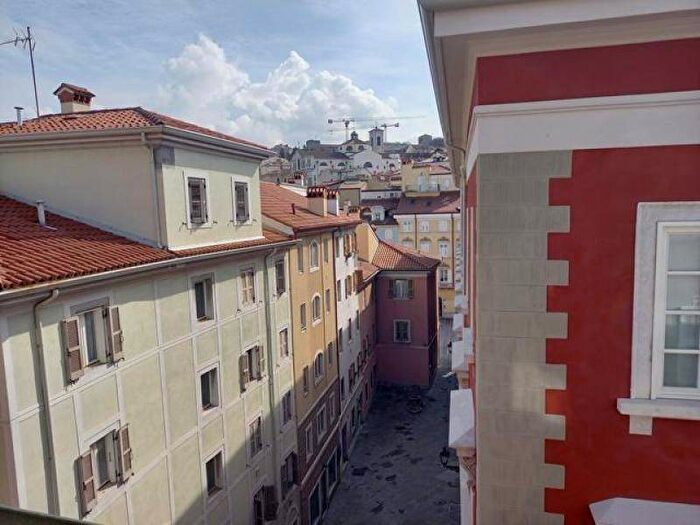 Appartamento monolocale in affitto in Città Vecchia, Trieste