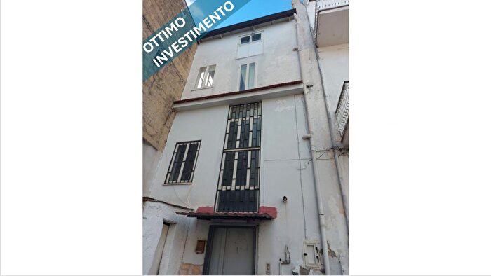 Appartamento trilocale in vendita in Corso Umberto I, Caivano