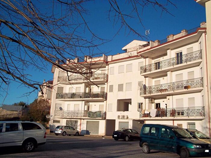 Appartamento quadrilocale in affitto in Via della Chiesa, Arcavacata, Rende