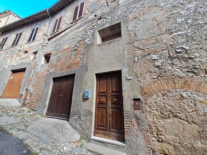 Appartamento con 5 locali in vendita in Via Rimembranze, Amelia