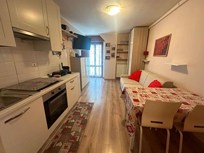 Appartamento monolocale in affitto in Piazza III Reggimento AlpiniSauze dOulx, Sauze DOulx