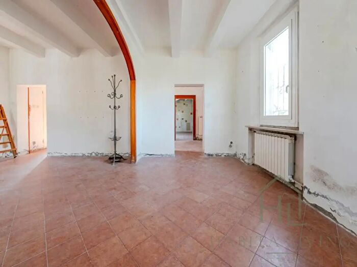 Appartamento trilocale in vendita in Via Budria, Ravenna