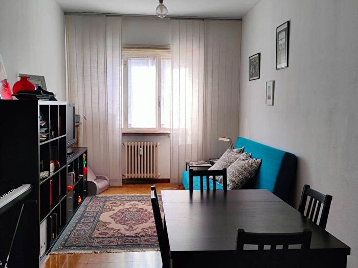Appartamento bilocale in affitto in Via Giulio Belinzaghi, Farini, Milano