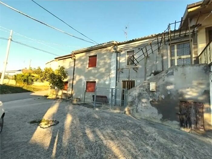 Casa con 5 locali in vendita in Contrada Santagnello, Elice