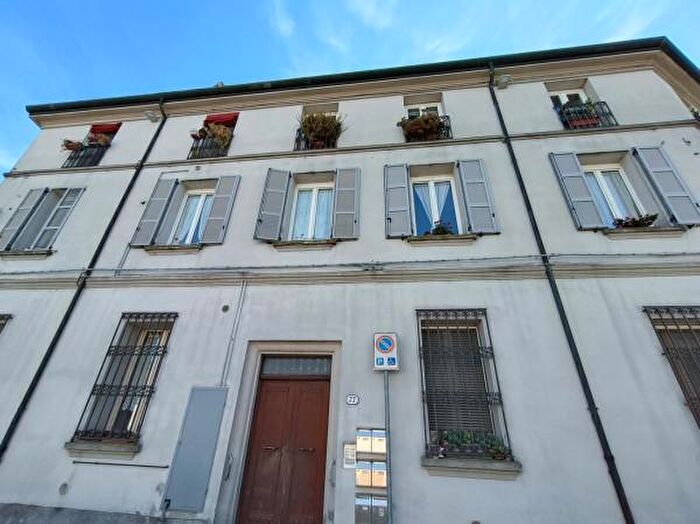 Appartamento con 5 locali in vendita in Via Giuseppe Garibaldi, Bagnacavallo