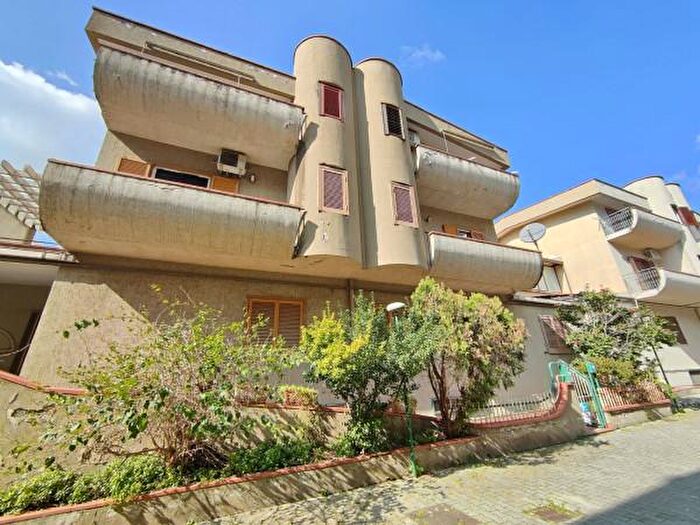 Casa con 6 locali in vendita in Via San Francesco dAssisi, Nola