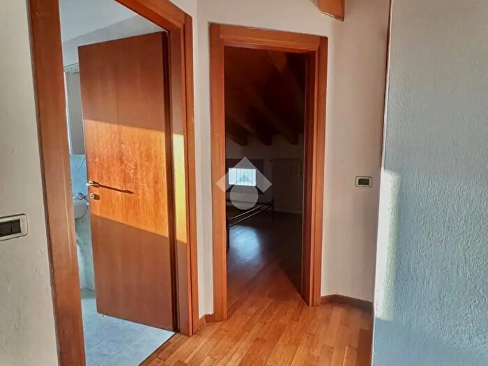 Appartamento bilocale in vendita in Via Calderon, Asolo