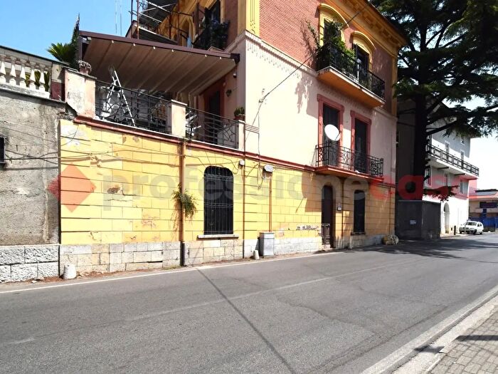 Appartamento trilocale in vendita in Via Fiumitello, Castel San Giorgio