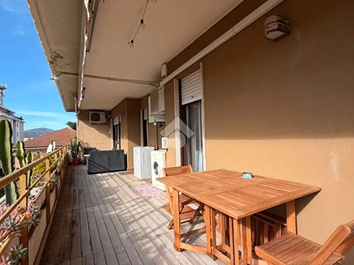 Appartamento quadrilocale in vendita in Via Felice Cavallotti, Carrara