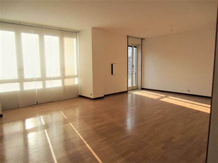 Appartamento con 5 locali in affitto in Via Rossetti, Sempione, Milano