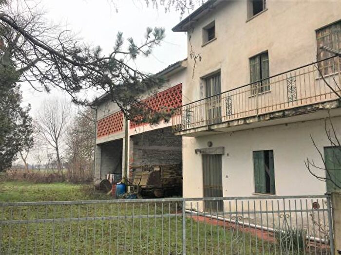 Casa con 5 locali in vendita in Piazzola Sul Brenta