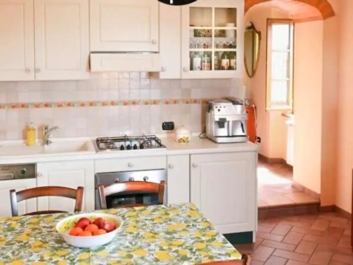 Appartamento trilocale in vendita in Lama Si, Monticiano