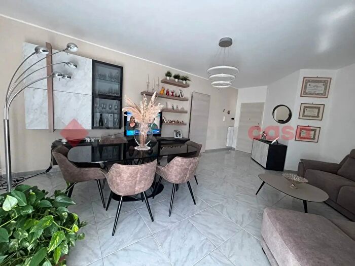 Appartamento trilocale in vendita in Via Bellezza, Bari