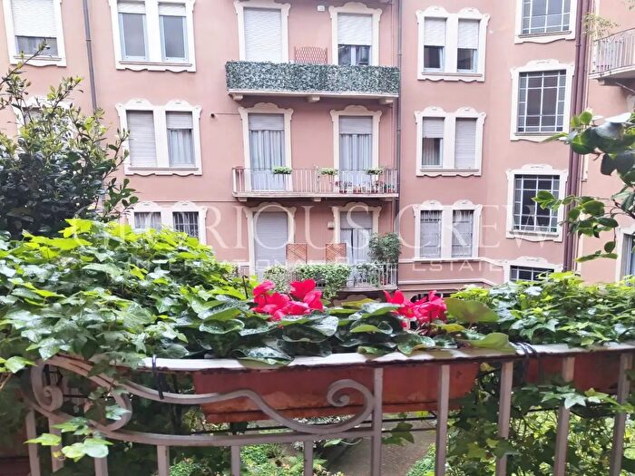 Appartamento trilocale in vendita in Via Bianca di Savoia, Milano