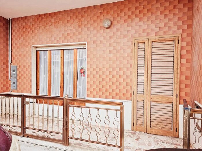 Appartamento con 5 locali in vendita in Via Lucania Copertino, Copertino