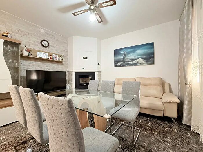 Casa con 5 locali in vendita in Padova