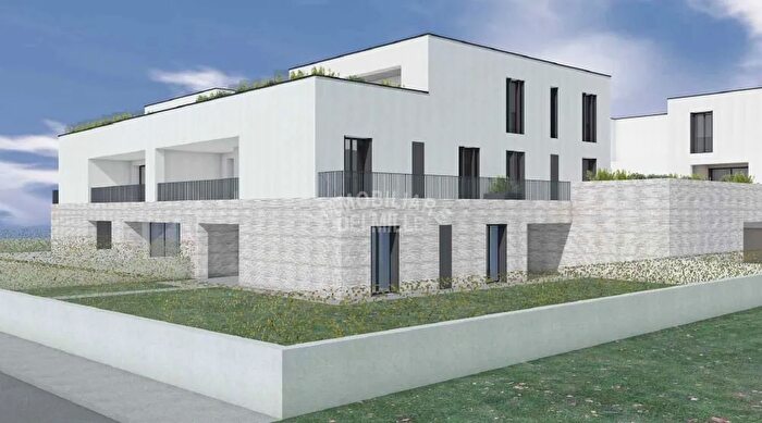 Casa trilocale in vendita in Reggio Emilia