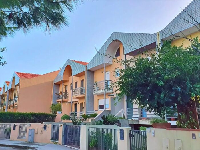 Casa quadrilocale in vendita in Via Keplero, Cagliari