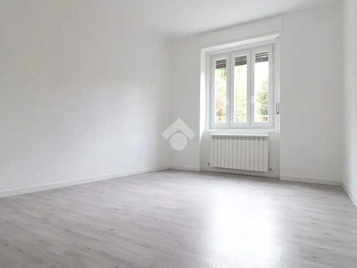 Appartamento trilocale in vendita in Via Cologna, Trieste