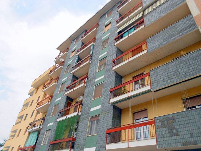 Appartamento bilocale in affitto in Via Leonardo Walter Manzone, Isola Bennet Belvedere, Vercelli