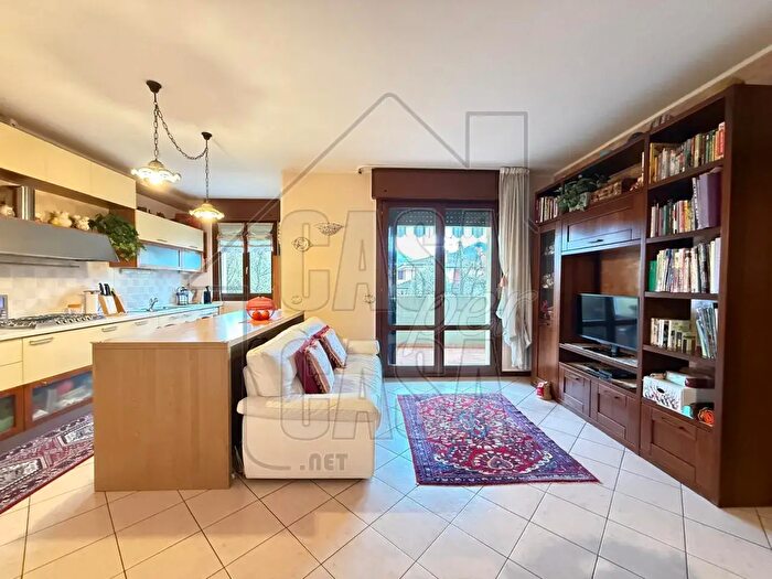 Appartamento trilocale in vendita in Via Vallona, Montegrotto Terme