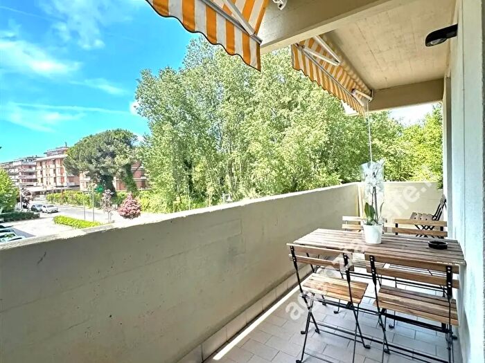 Appartamento quadrilocale in vendita in Massa