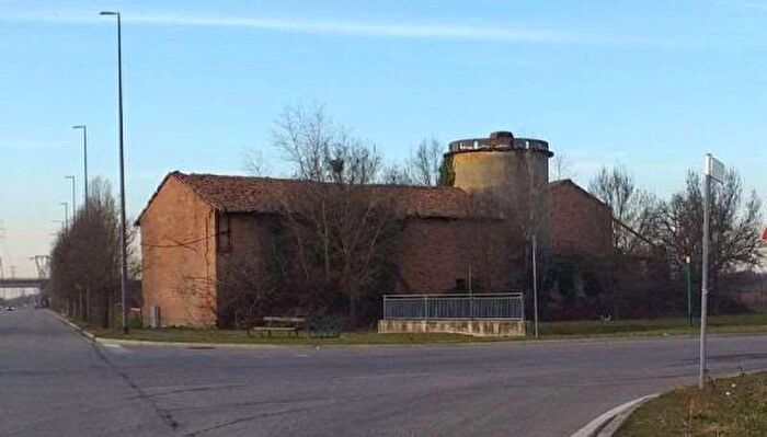 Casa con 6 locali in vendita in Piacenza