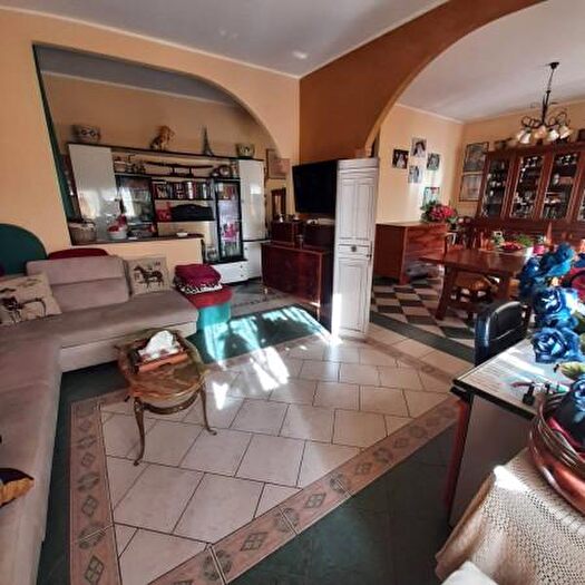Casa con 5 locali in vendita in Fiesso Umbertiano