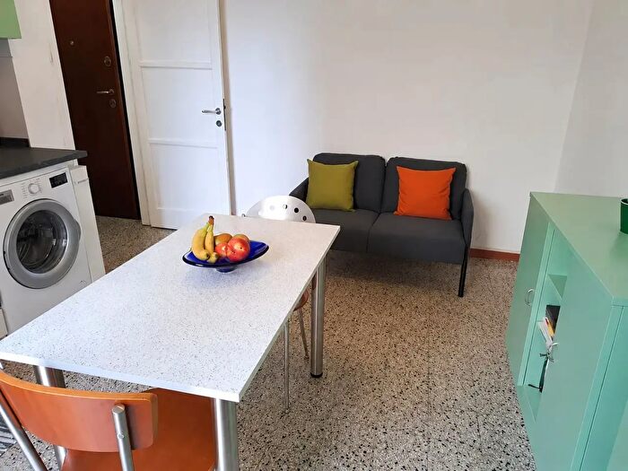 Appartamento bilocale in affitto in Via Privata Treviso, Milano