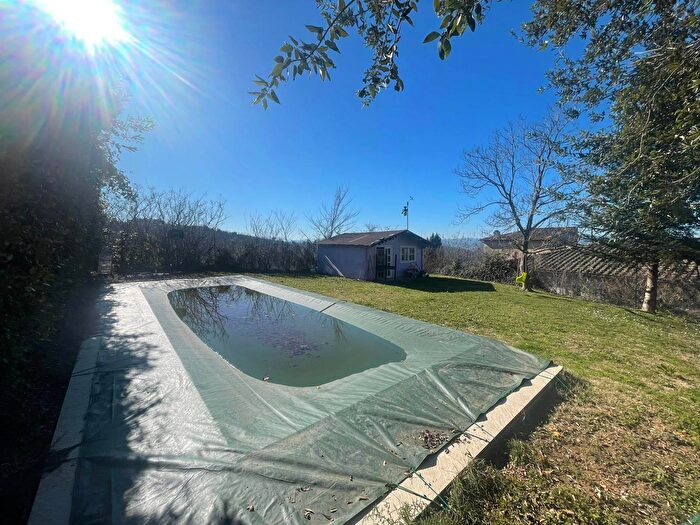 Casa con 9 locali in vendita in Poggibonsi